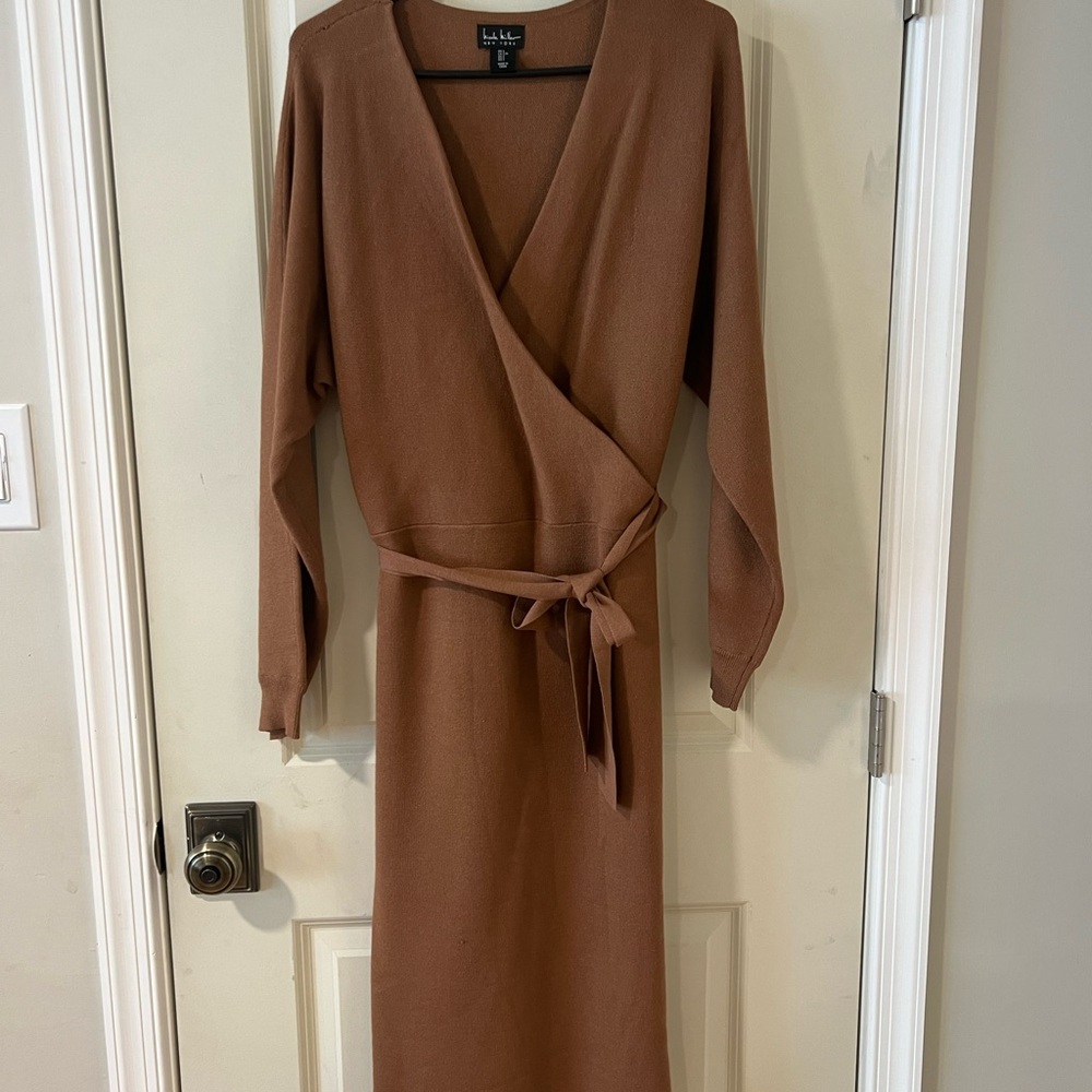 Nicole Miller Tan Long Sleeve Wrap Sweater Dress L